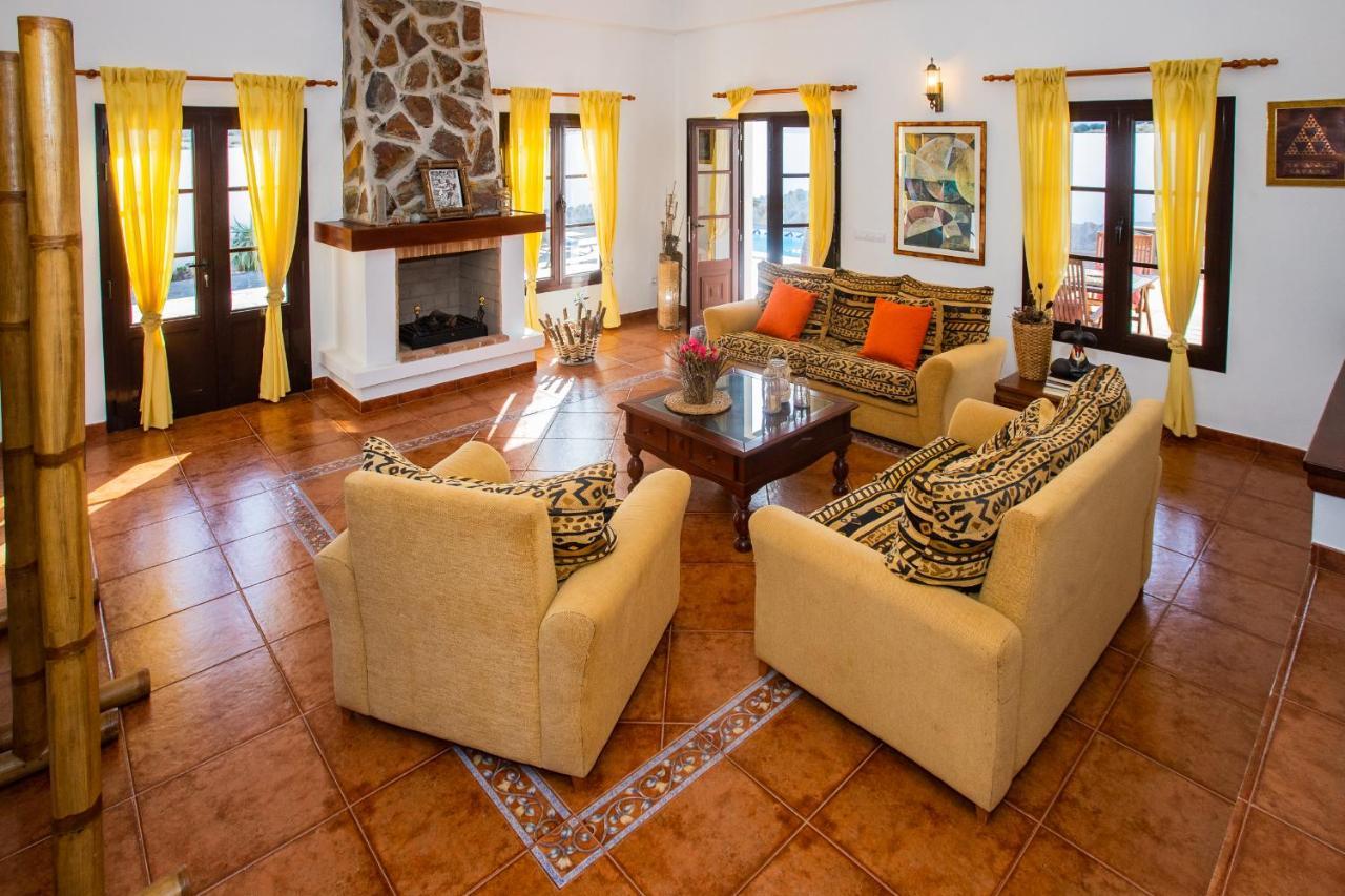 Güime Eslanzarote Acoruma House, Super Wifi, Heated Pool מראה חיצוני תמונה